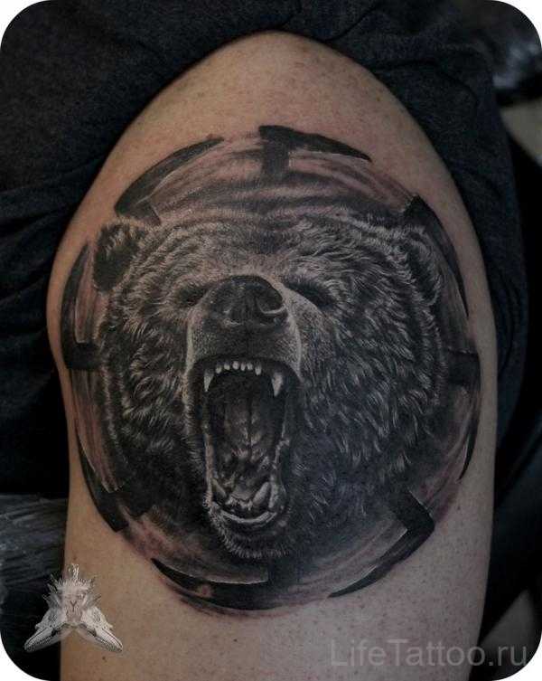 Значение тату с медведем: для мужчин, женщин, на руке, плече, с оскалом, в лесу, медвежья лапа, голова, славянские. эскизы + 125 фото