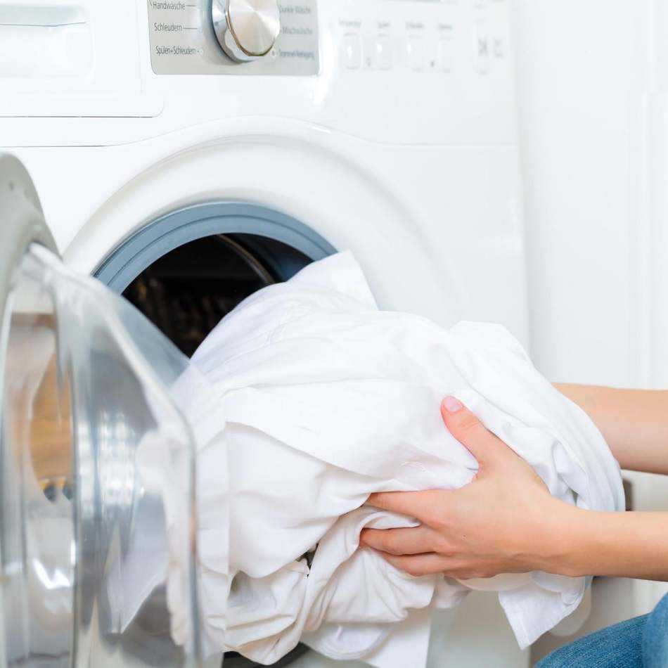 Правильная стирка постельного белья: периодичность, моющие средства, режимы стирки 🚩 что с чем можно стирать 🚩 полезные советы