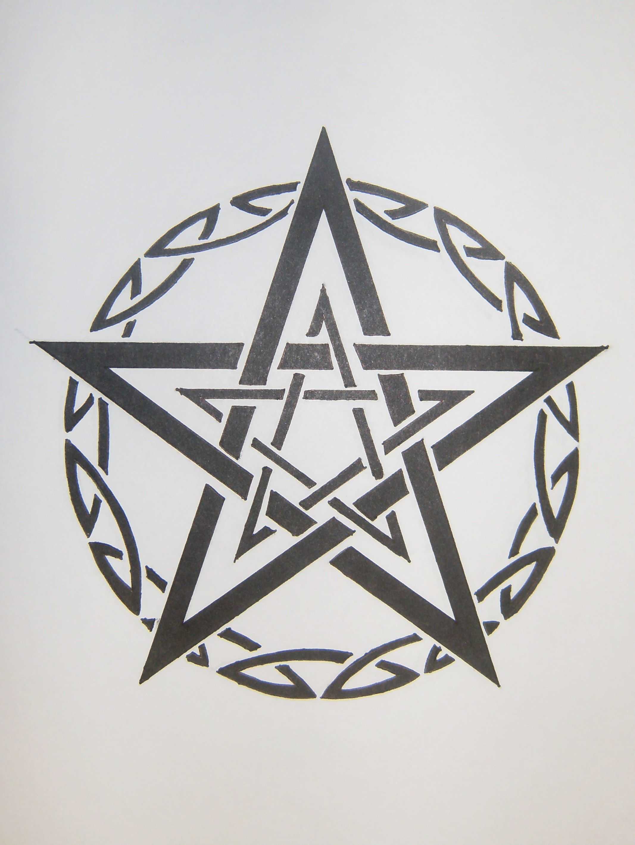 Кельтская пятиконечная звезда