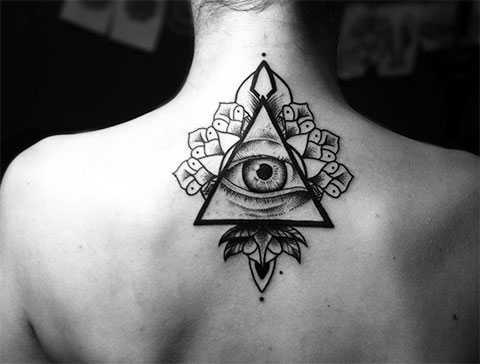 Что означает глаз в треугольнике: значение тату всевидящее око для мужчин и женщин