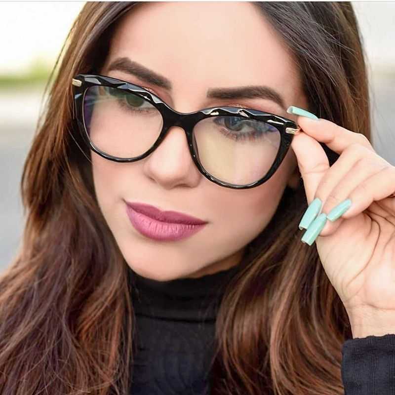 100 модных новинок: женские очки для зрения и оправы 2018 на фото