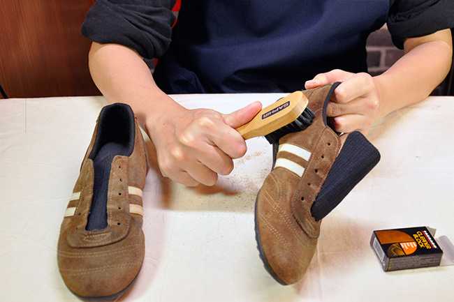 Нубук: что за материал для обуви, искусственный или натуральный, виды (промасленный, гидрофобный), лучше ли кожа, отличия от замши