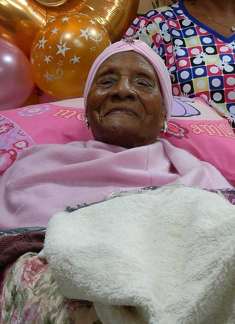 Старейшие: 15 самых старых долгожителей в мире