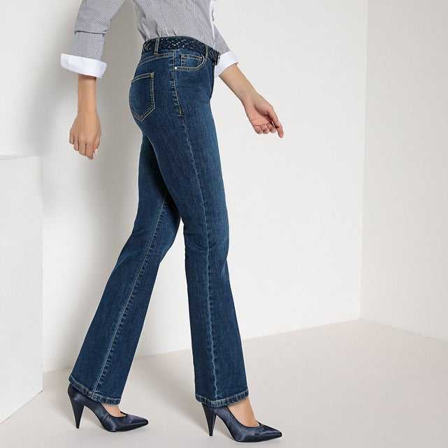 Джинсы bootcut, что такое мужские и женские джинсы буткат, посадка bootcut, с чем носить брюки