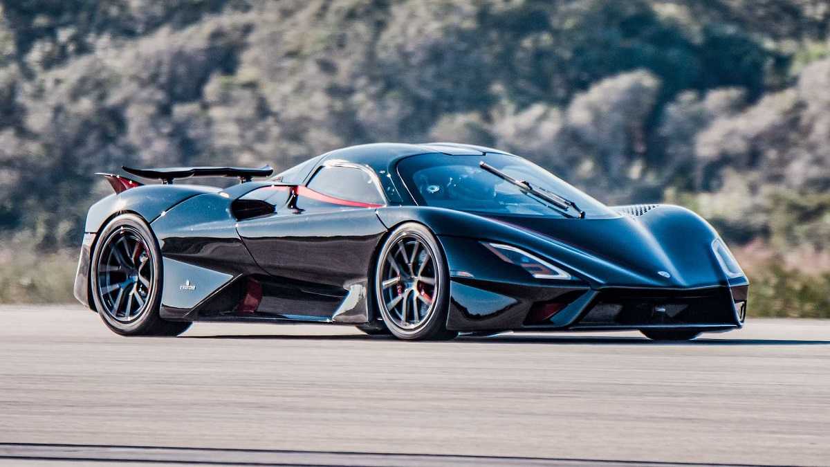 Самые быстрые машины в мире на 2020 год: топ-10 мощнейших серийных моделей спорткаров, которые установили рекорды по максимальной скорости и времени разгона до 100 км/ч