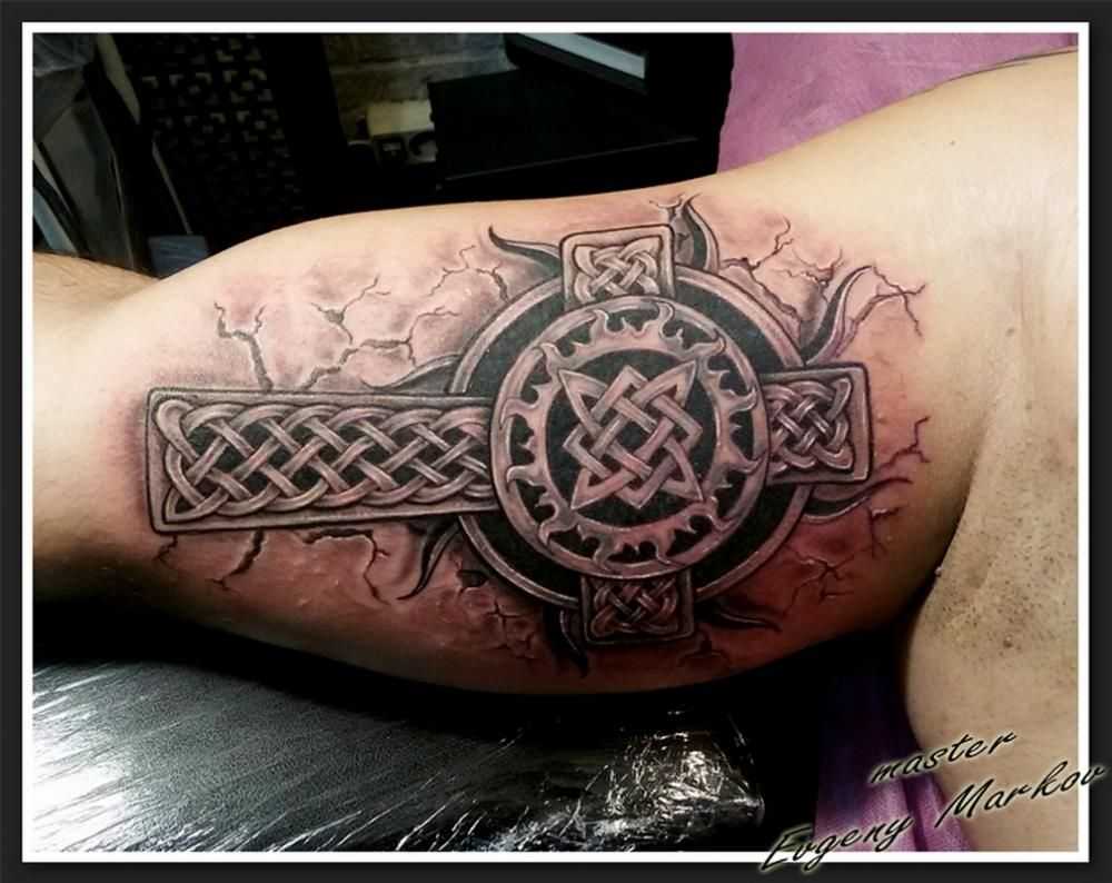 Славянские татуировки: для мужчин, значение, эскизы, обереги, руны, фото, на плече, на руках, символы